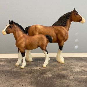 Breyer Clydesdale Mare and Foal Gift Set